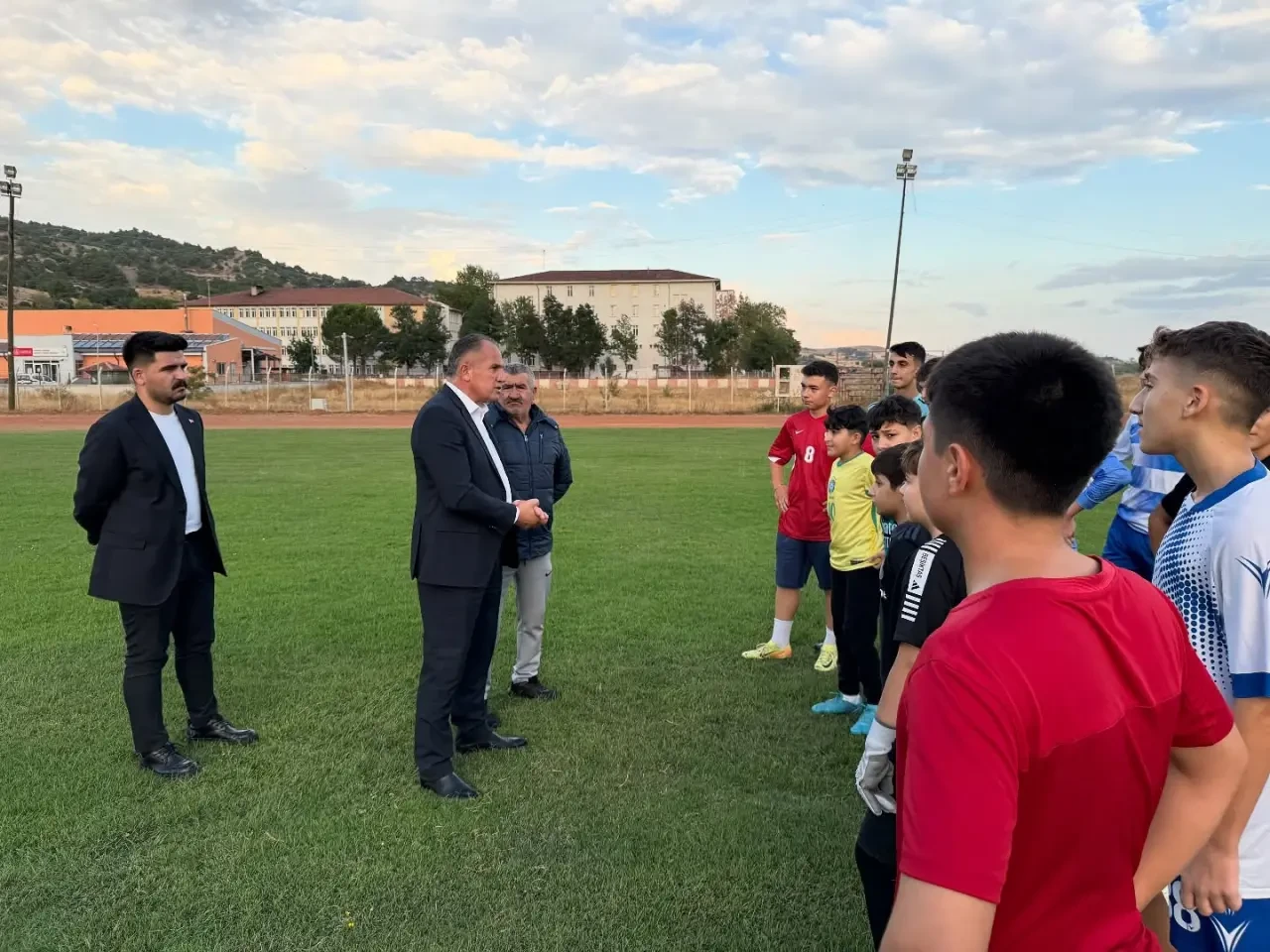 Taşova Sporun Yanında: Başkan Özalp’ten Destek Sözü 5