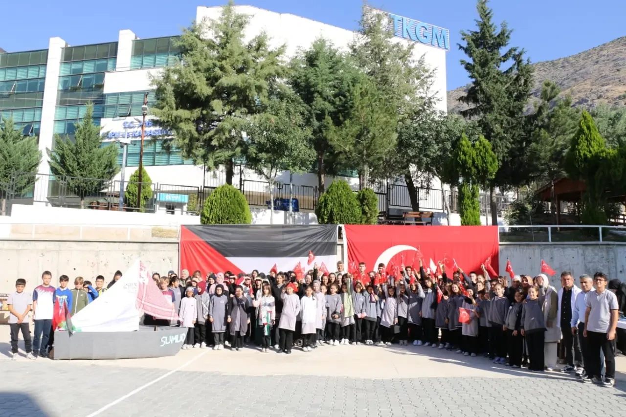 Amasya’da Eğitim Camiası Filistin İçin Tek Ses Oldu 4
