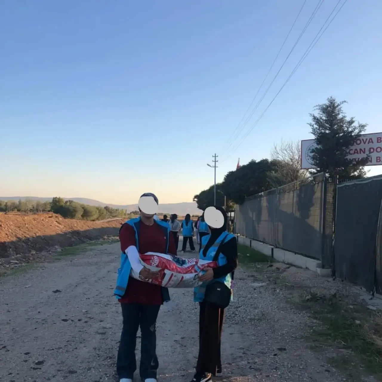 Suluovalı Gençlerden Hayvanlara Sevgi Dolu Ziyaret 2