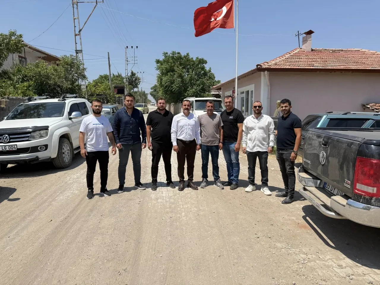 Gençlerden Muhtarlara Yeşeren Vefa 5
