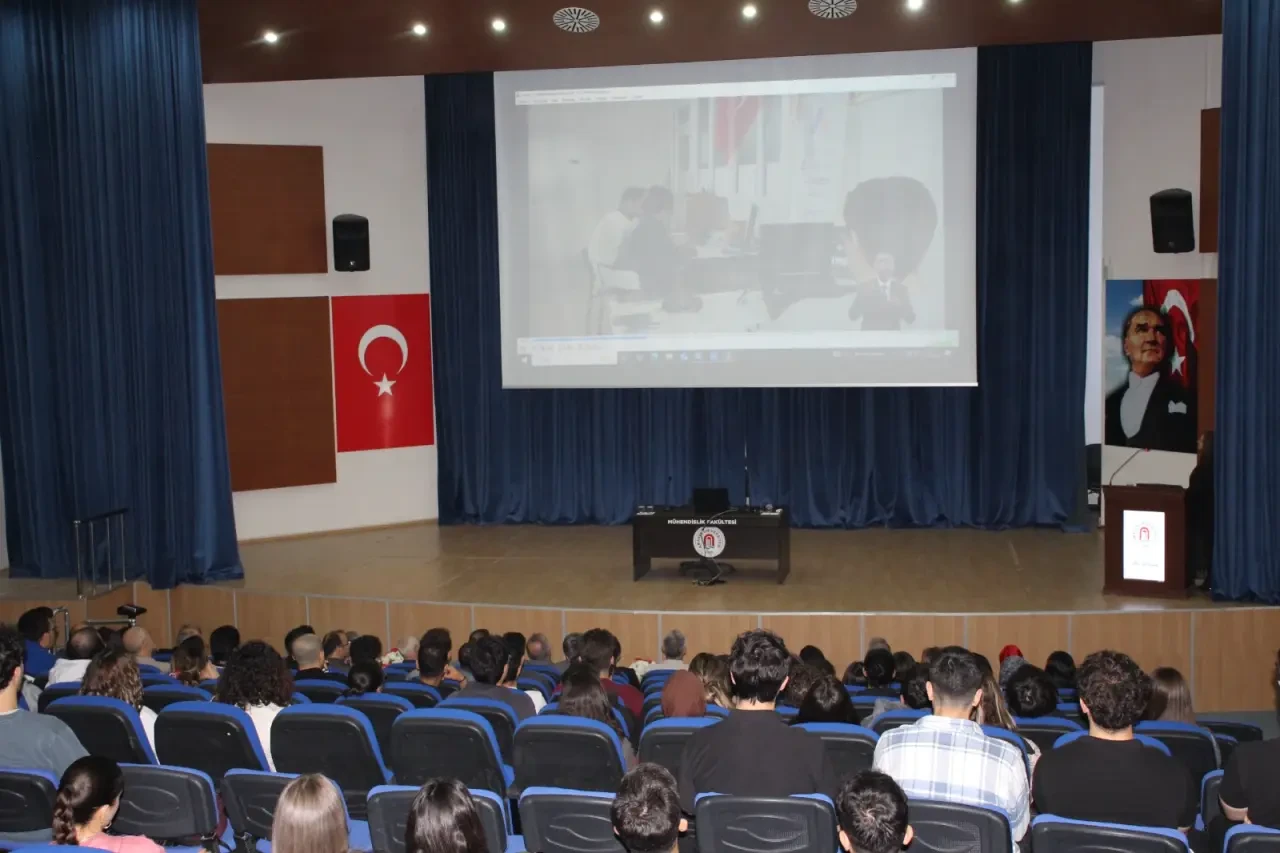 Mühendislik Fakültesi’nden Kariyer Günleri Etkinlikleri 2