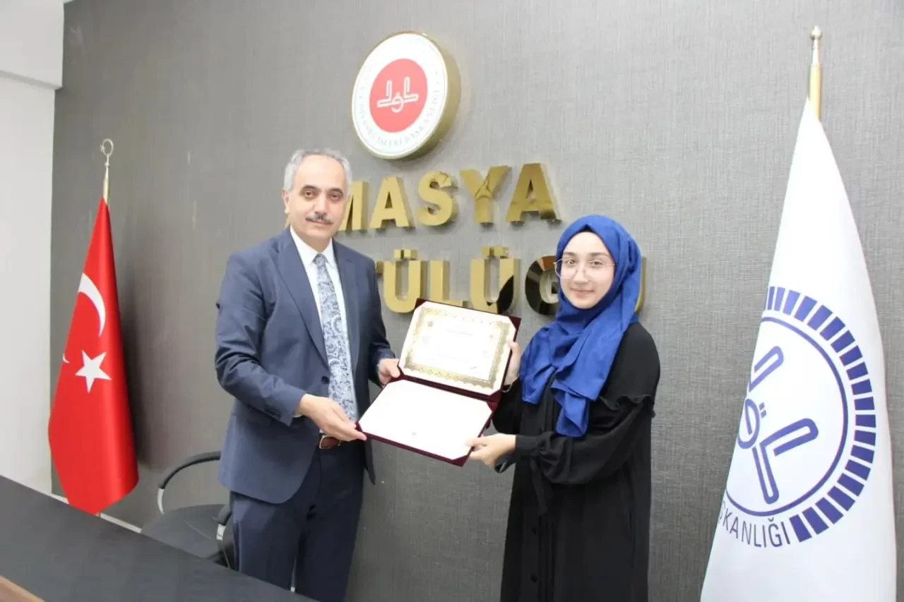 Amasya’da Hafızlık Belgeleri Düzenlenen Törenle Takdim Edildi 1