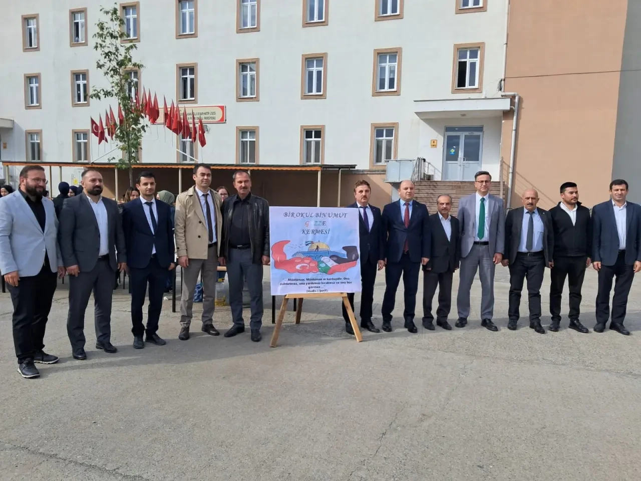 Taşova’da Öğrencilerden Filistin’e Destek Kermesi 6