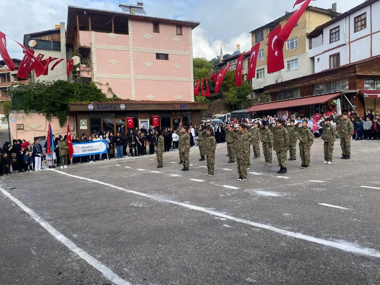 Ziyaret’te Cumhuriyetin 102. Yılı Coşkuyla Kutlandı 5