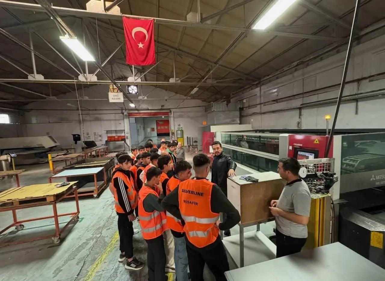Öğrencilere Sanayi ve Savunma Sanayii Gezisi 1