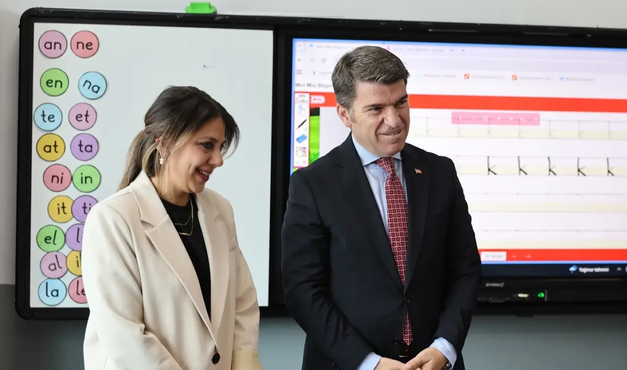 Amasya Valisi Önder Bakan, Kutlubeyli Miniklerle Buluştu 4