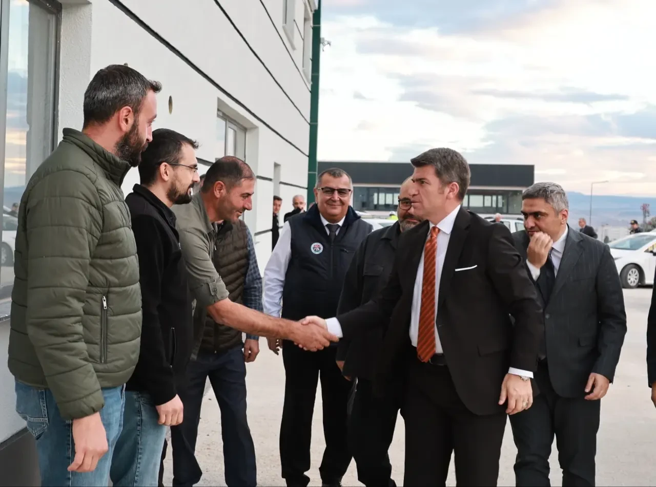 Vali Önder Bakan Merzifon OSB’de Üretim Tesisini İnceledi 2