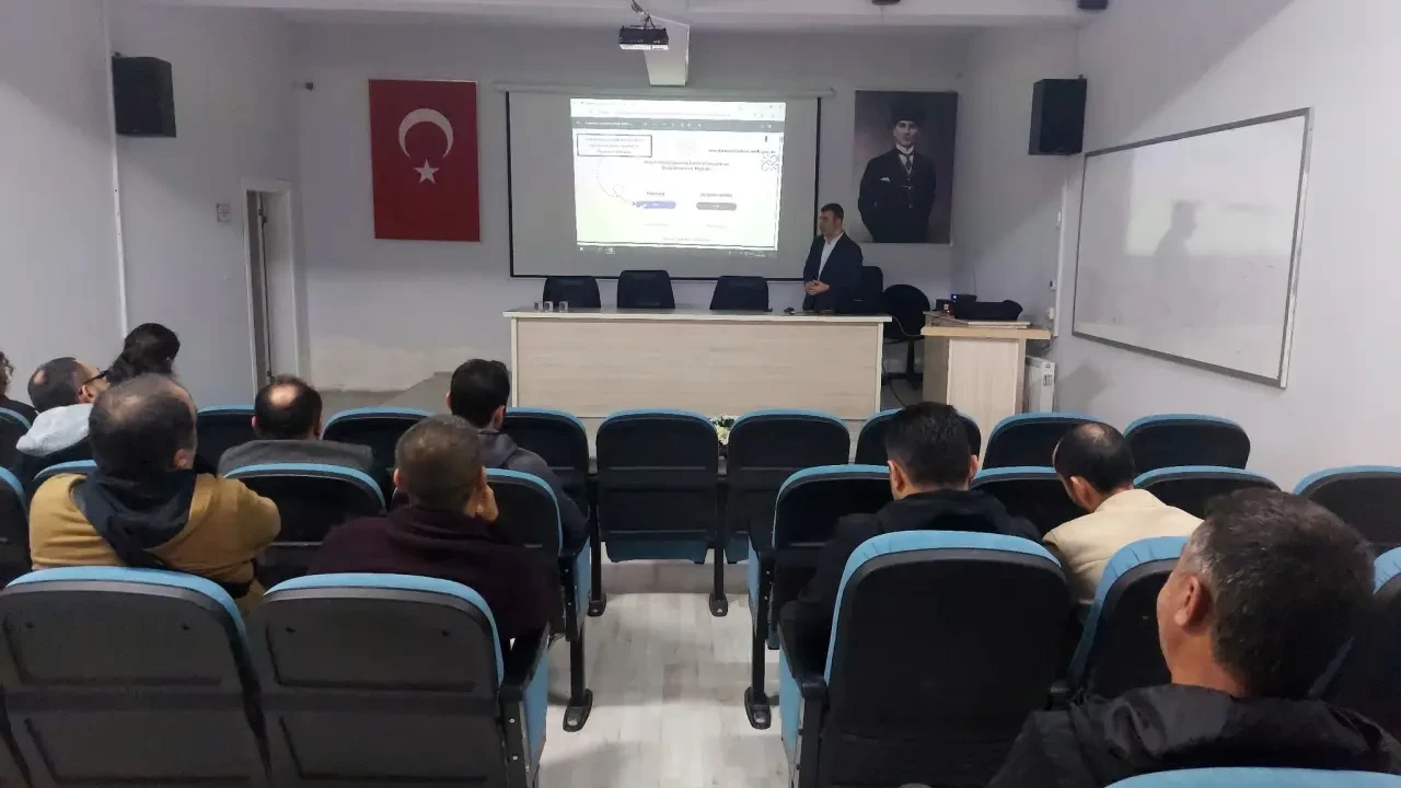 Gümüşhacıköy’de TÜBİTAK Eğitimi Tamamlandı 2