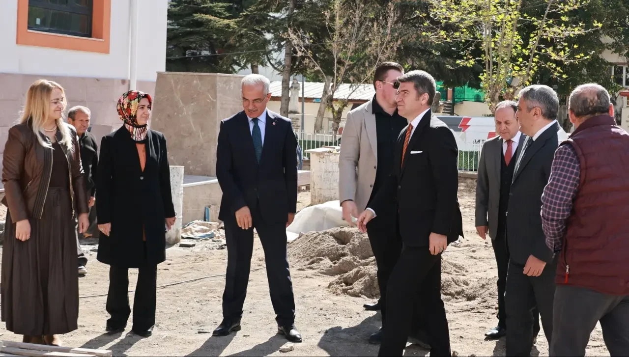 Vali Bakan Merzifon’da İncelemelerde Bulundu 4
