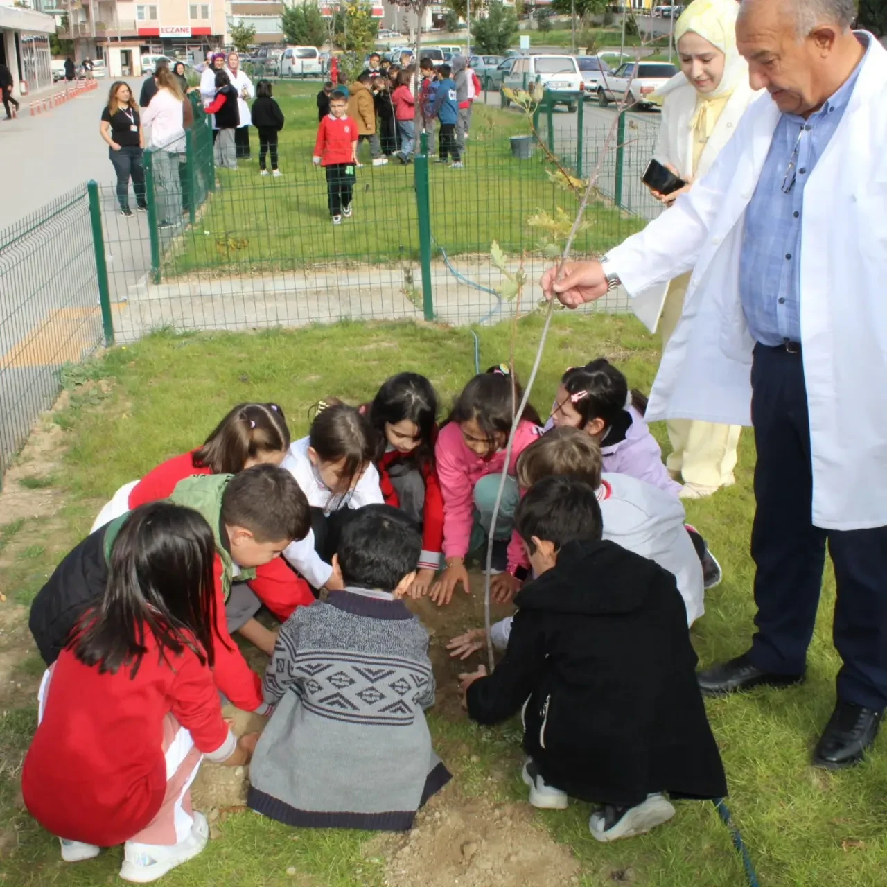 102.yıl anısına 102 Fidan dikimi... 4