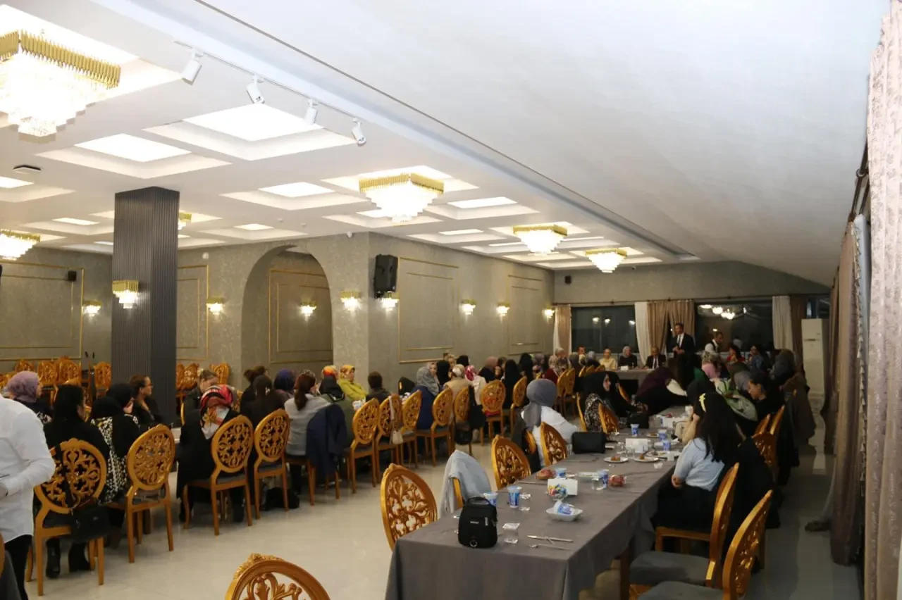 AK Parti Amasya İl Kadın Kolları’ndan Haftalık Olağan Yönetim Toplantısı 4