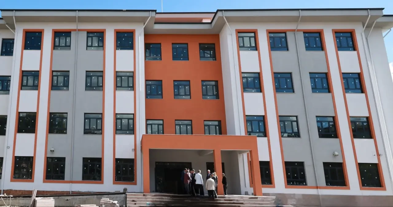 Vali Bakan Merzifon’da İncelemelerde Bulundu 3