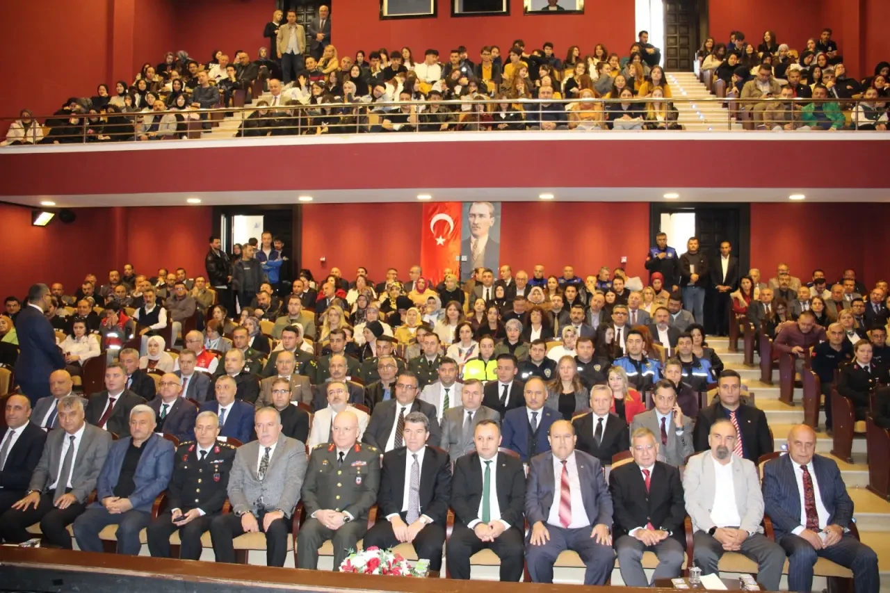 “Cemil Cahit Toydemir”in Hatıralarında Amasya ve Milli Mücadele Konferansı 1