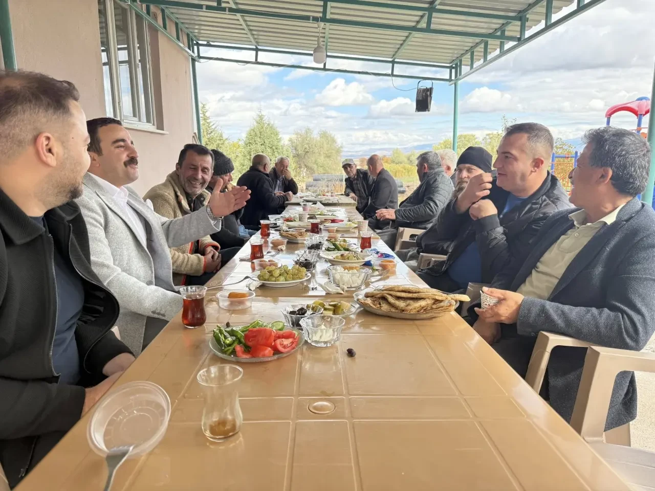 Oymak Köyü’nde Ekmekle Yoğrulan Cumhuriyet Coşkusu 3