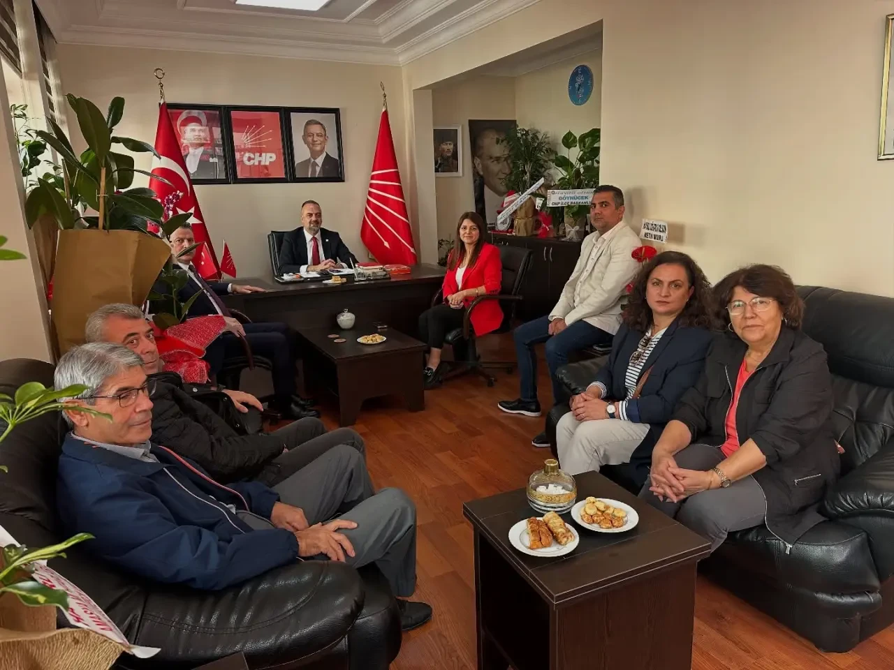 CHP Amasya’da Yeni Dönem: Karagöz’den Hayırlı Olsun Ziyareti 4