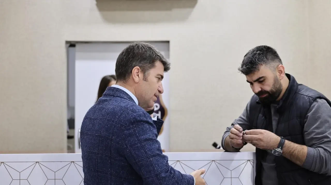 Vali Bakan, Esnafın Nabzını Tuttu 3