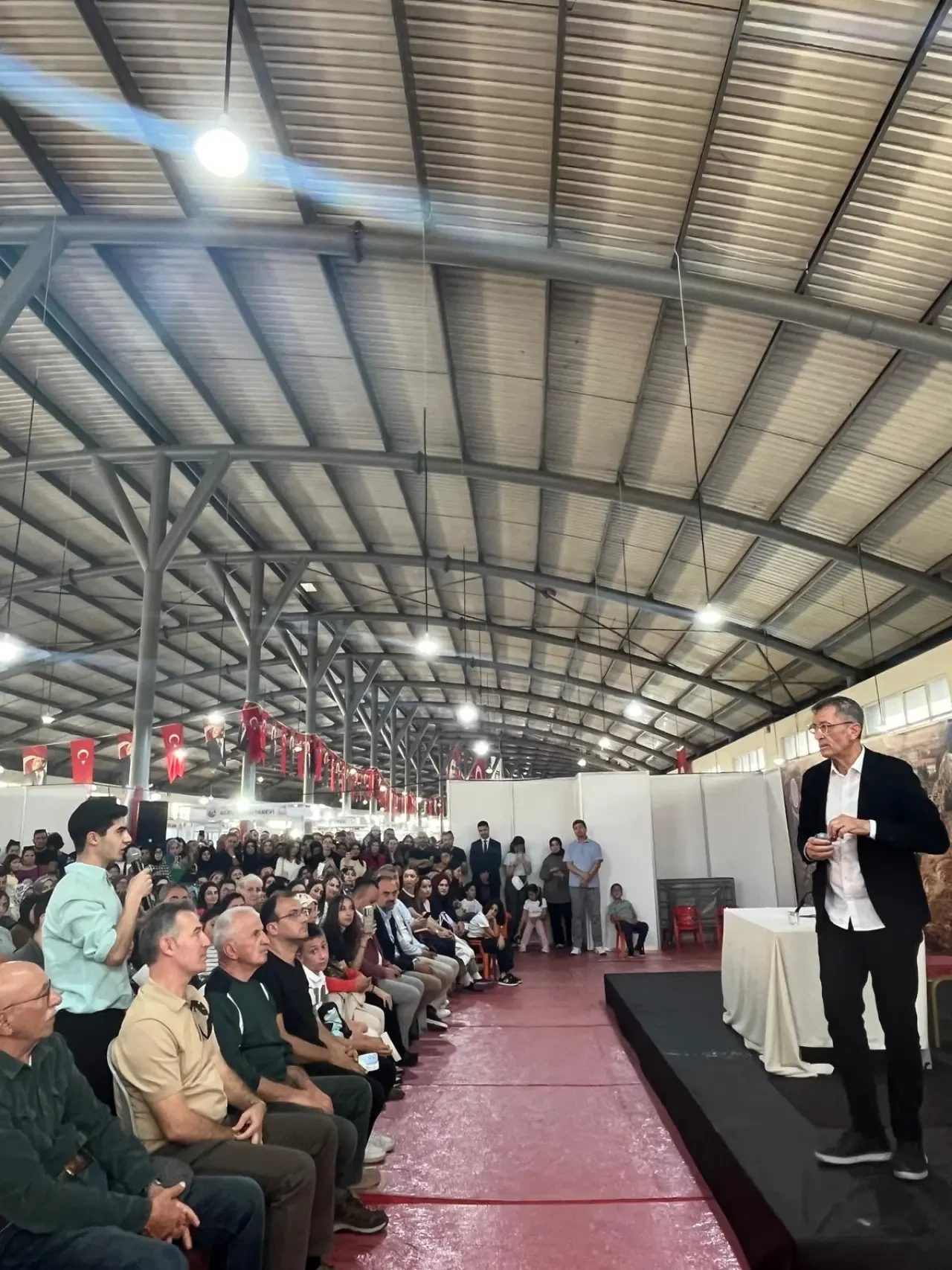 Ziya Selçuk Amasya Kitap Fuarında 2