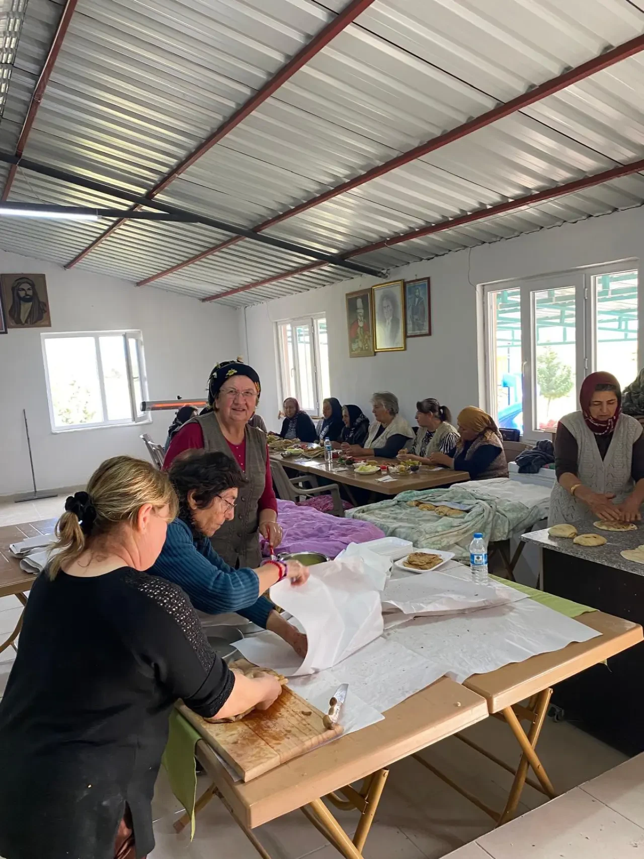 Oymak Köyü’nde Ekmekle Yoğrulan Cumhuriyet Coşkusu 1