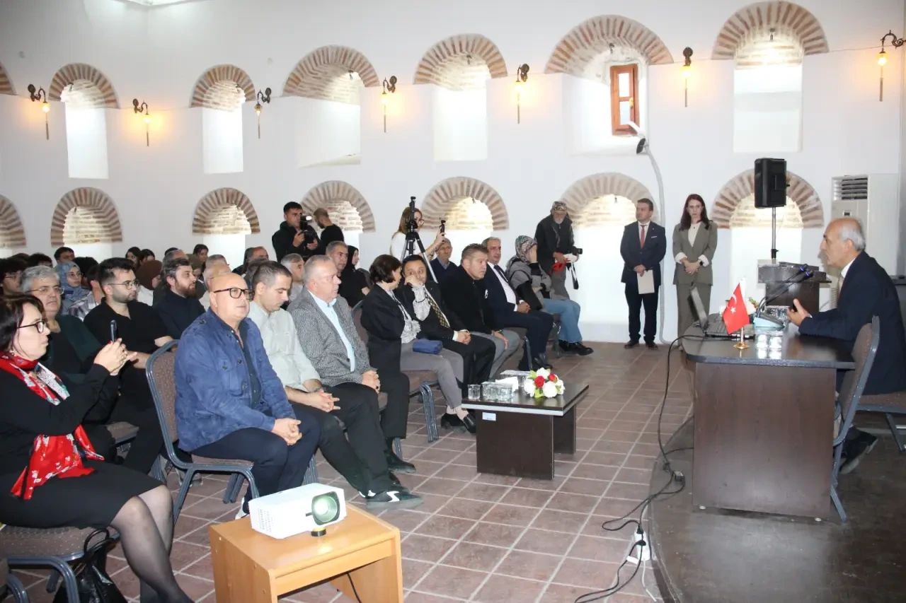 YÖK Üyesi Karaboğa’dan “Bal Arılarından Yapay Zekaya Yolculuk: ABC Algoritması” Söyleşisi 1