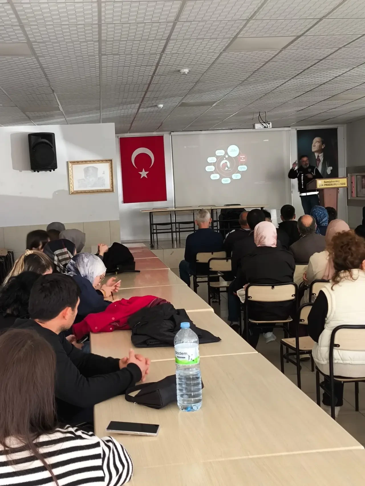 Gümüşhacıköy’de Narkotik ve Bağımlılık Eğitimi 2