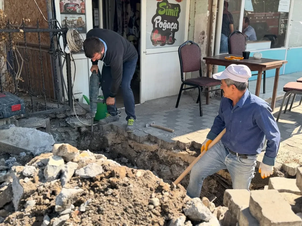 Taşova’da Ekipler Gece Gündüz Sahada 4