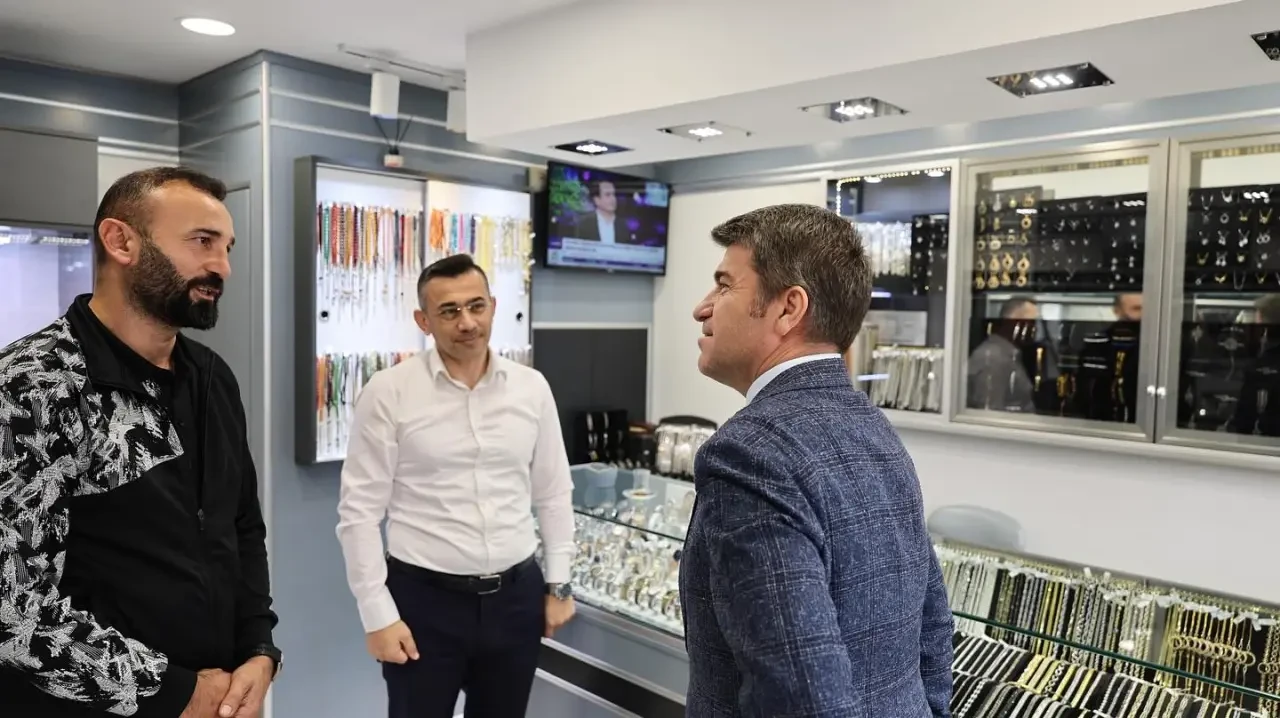 Vali Bakan, Esnafın Nabzını Tuttu 4