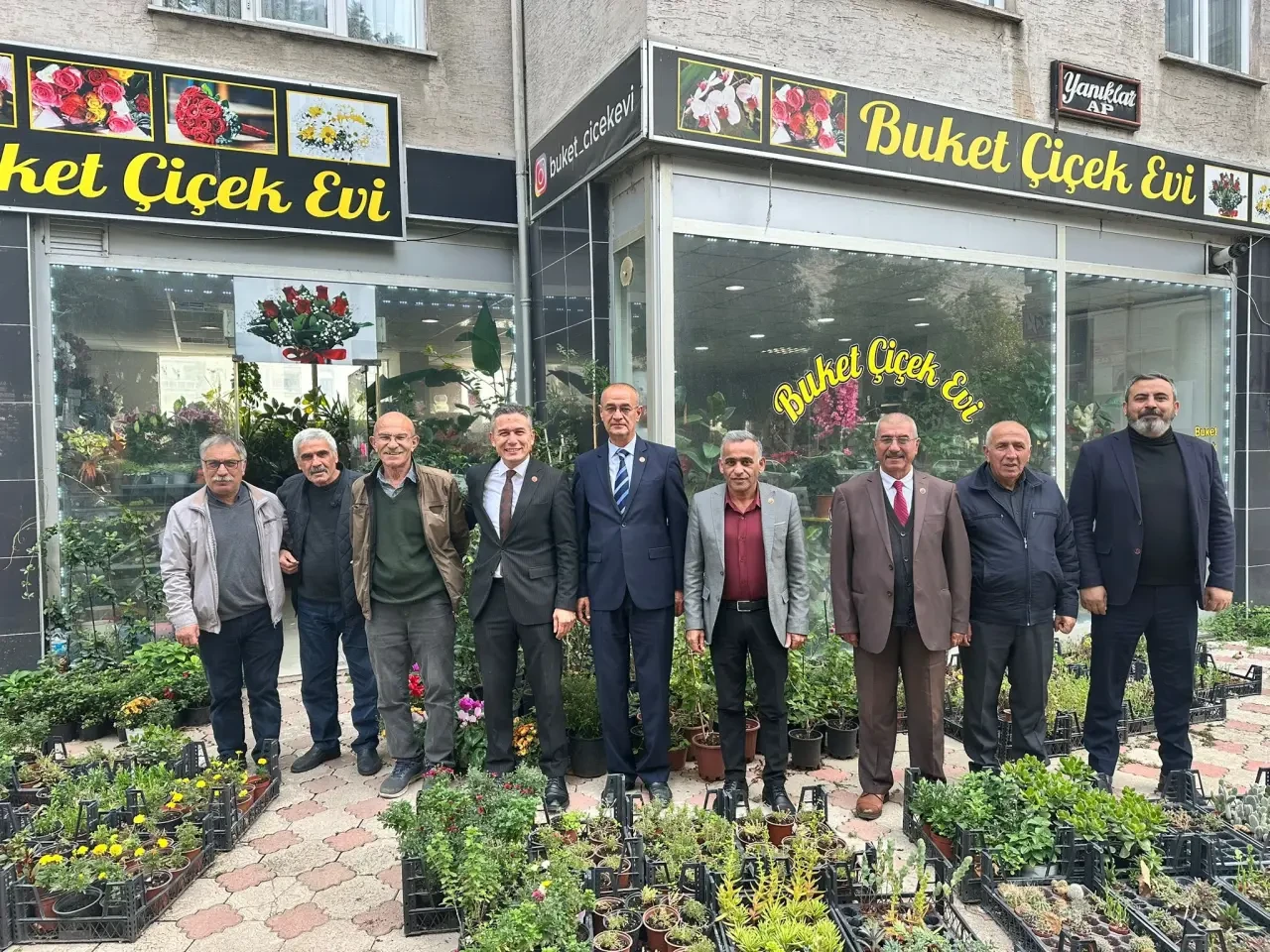 MHP Amasya Teşkilatından Kurum ve Esnaf Ziyaretleri 3