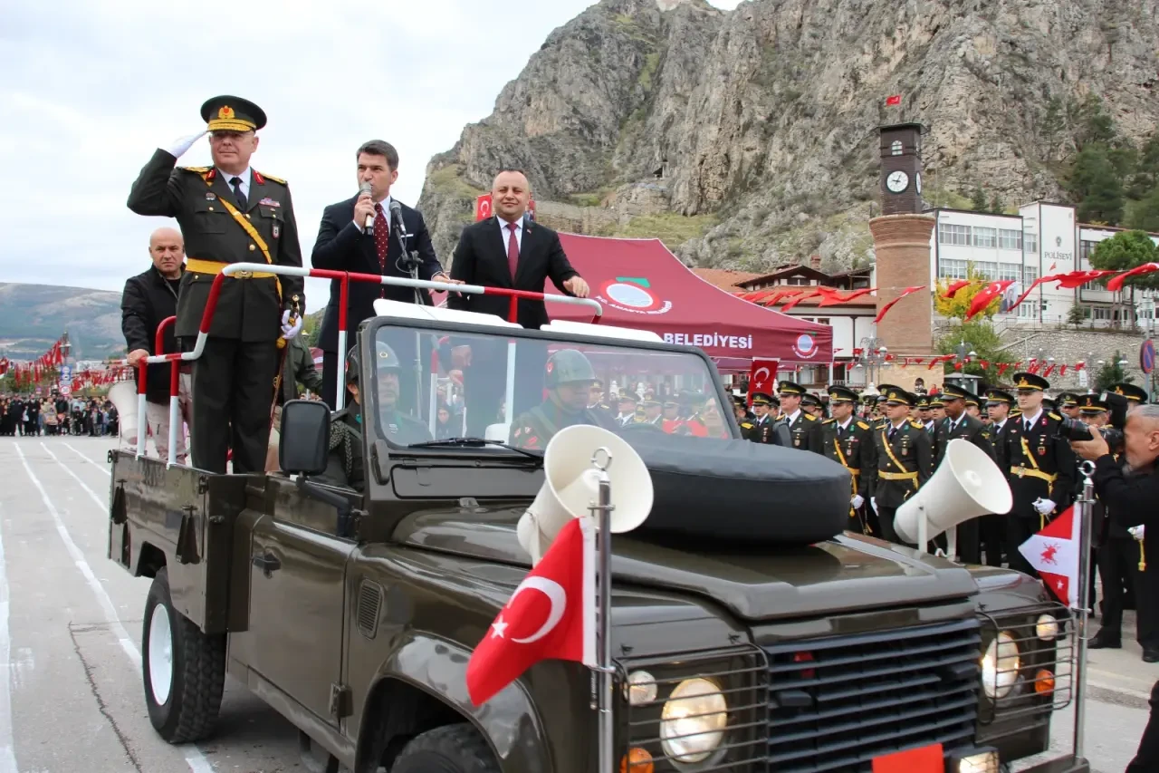 29 Ekim Cumhuriyet Bayramı Coşku İle Kutlandı 1