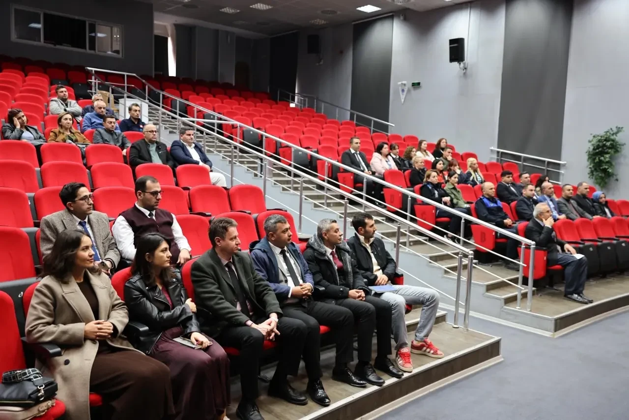 Merzifon Belediyesi’ne “Kurum Kültürü ve Aidiyet” Eğitimi 4