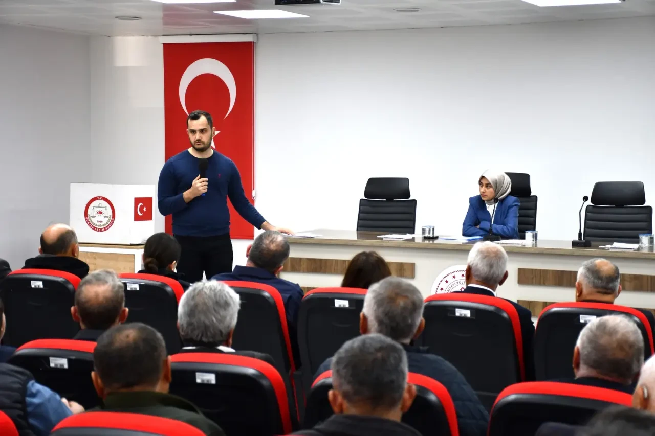 Gümüşhacıköy’de Köylere Hizmet Götürme Birliği Toplantısı 1