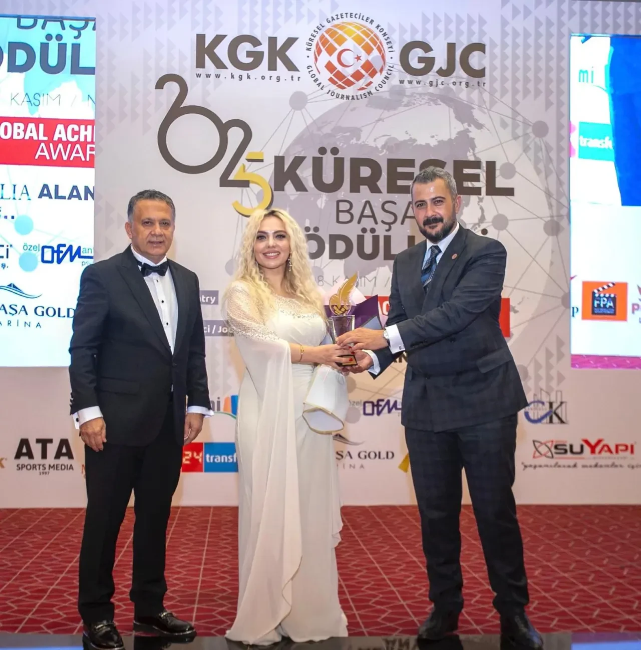 KGK muhteşem Ödül Gecesi Alanya’da gerçekleşti 2