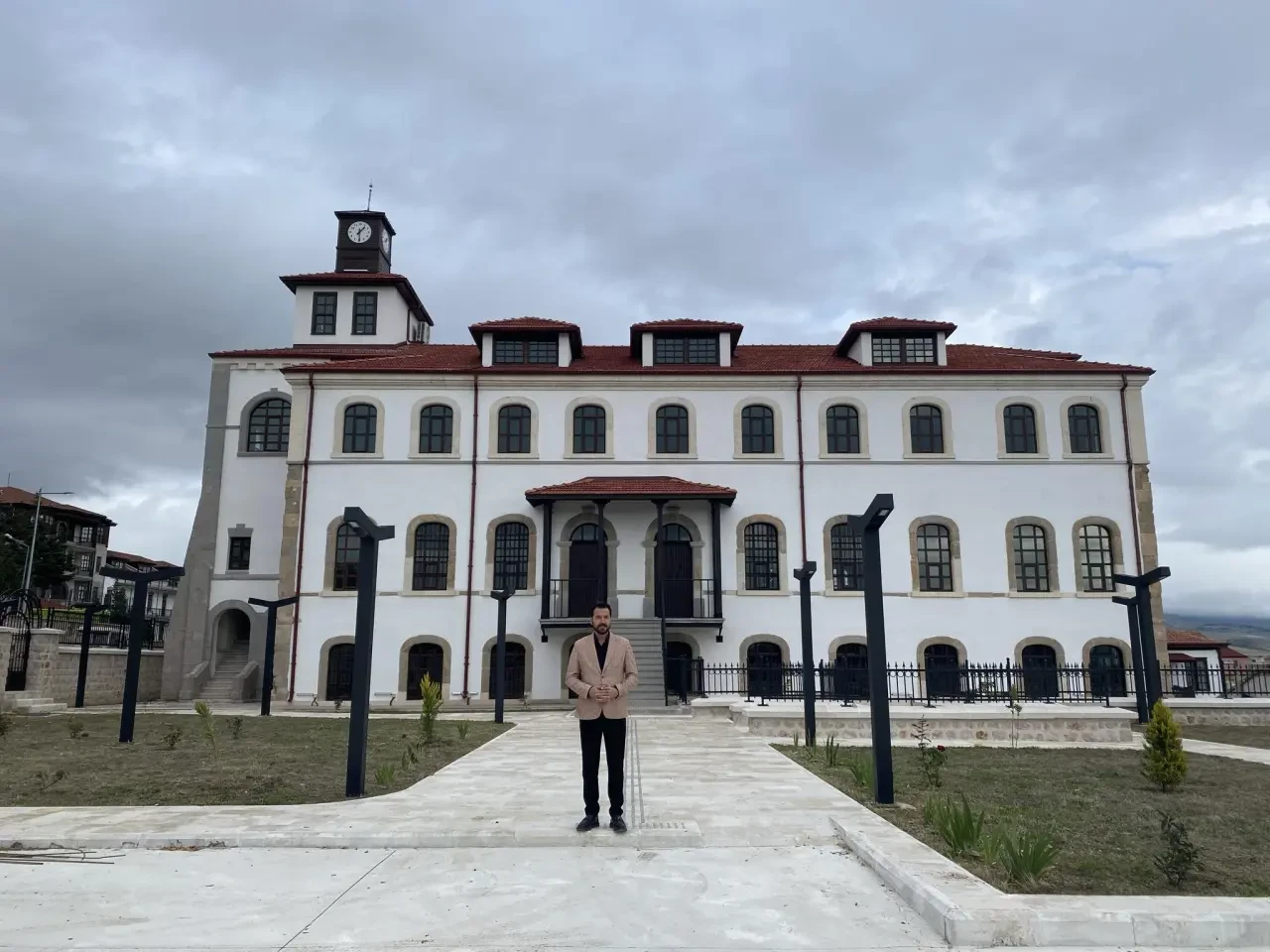 “AK Parti İktidarında Merzifon’un Her Köşesi Yatırımla Buluştu” 17