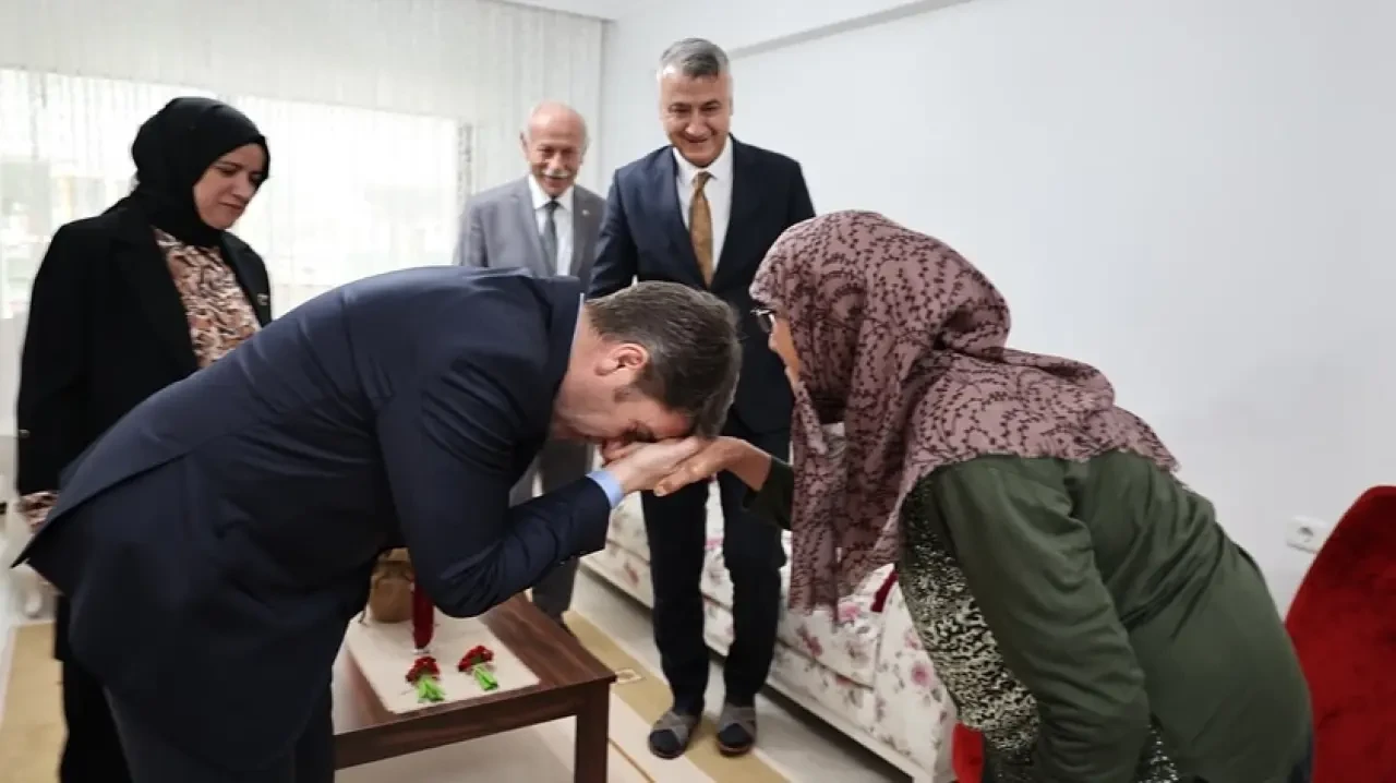 Amasya’da Öğretmenlik Çınarlarına Saygı 4