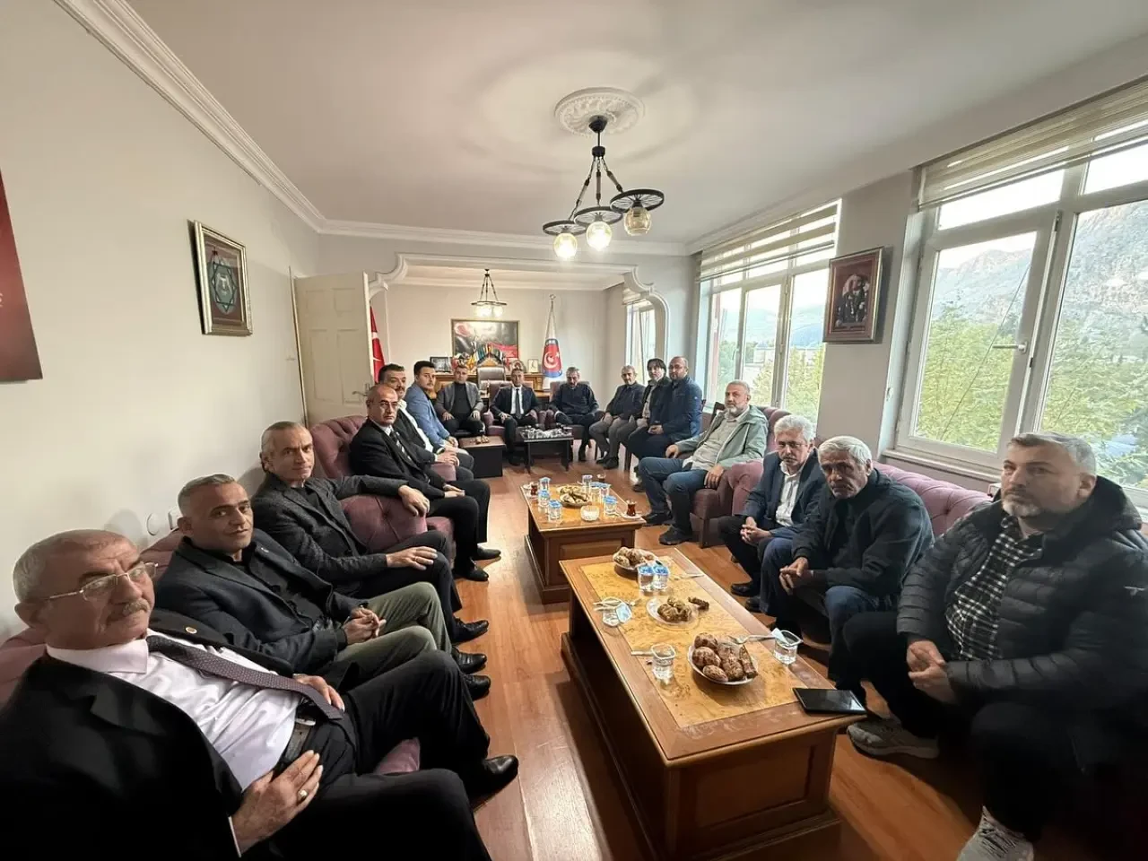 MHP Amasya Heyeti Kamu-Sen ile Bir Araya Geldi 1