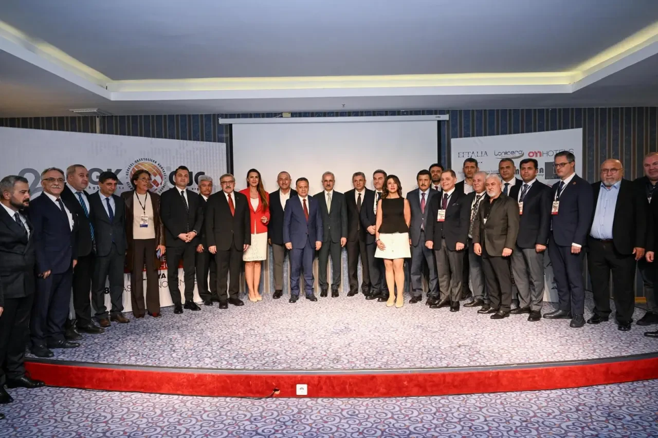 KÜRESEL GAZETECİLER KONSEYİ 5. MEDYA ÇALIŞTAYI TAMAMLANDI 5