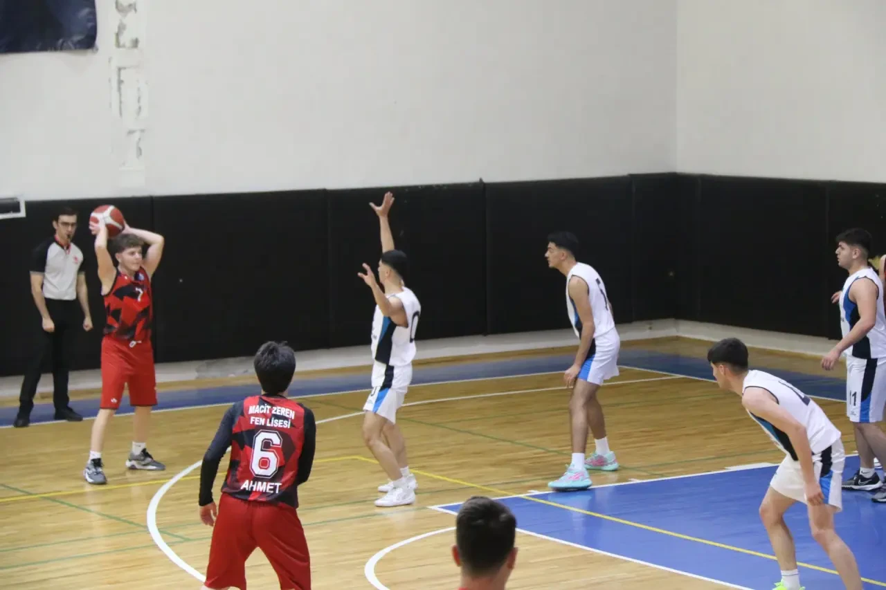 Amasya’da Genç Basketbolcular Parkede Parlıyor 4