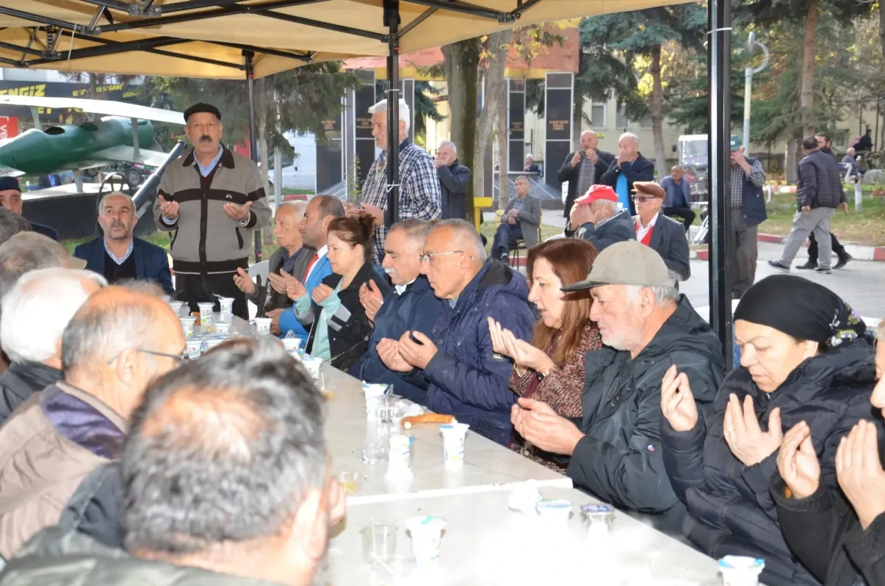 Şehitler İçin Lokma İkramı 5