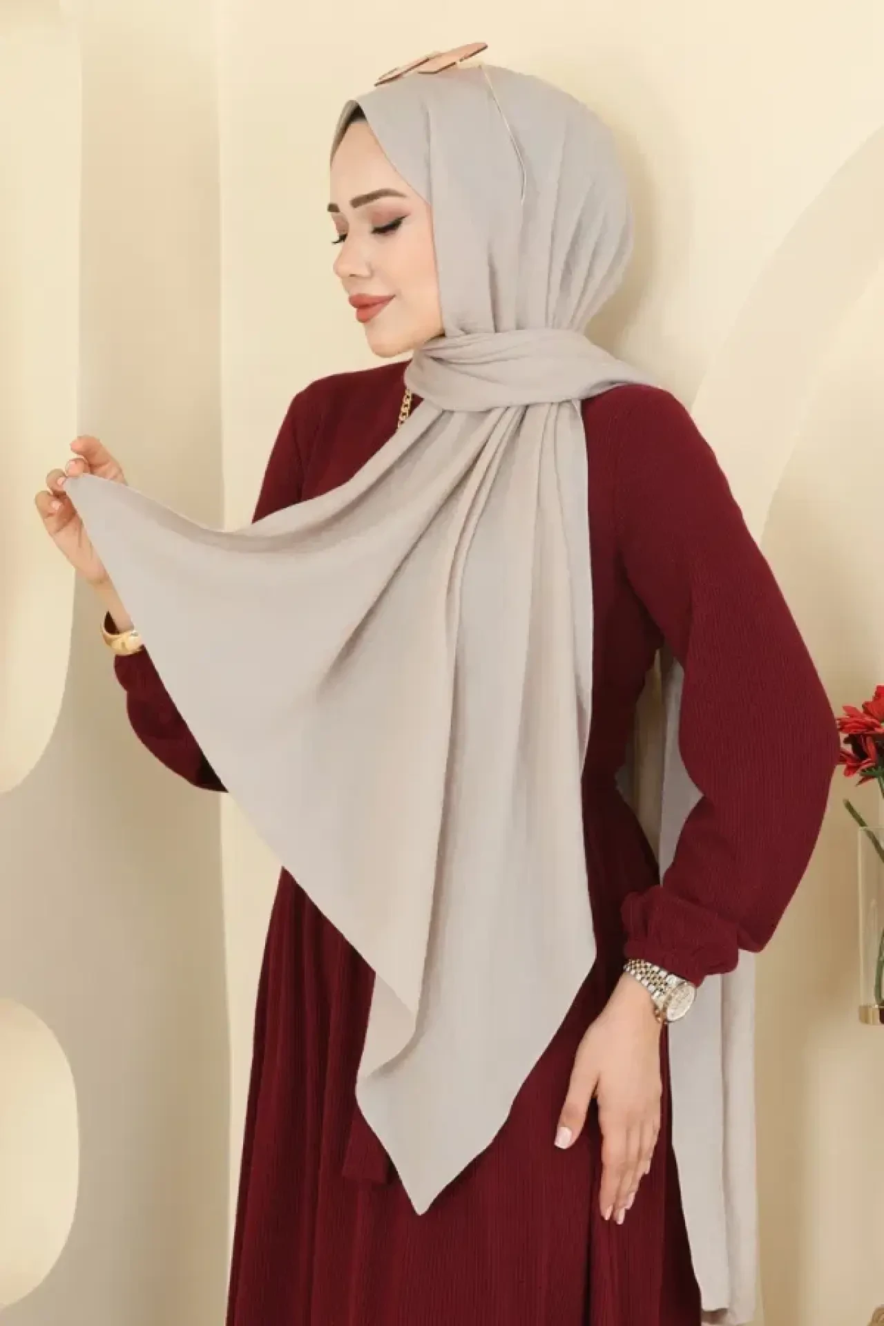 2025 Tesettür Şal Modasında Öne Çıkan Trendler: Zarafet ve Konfor Bir Arada 2