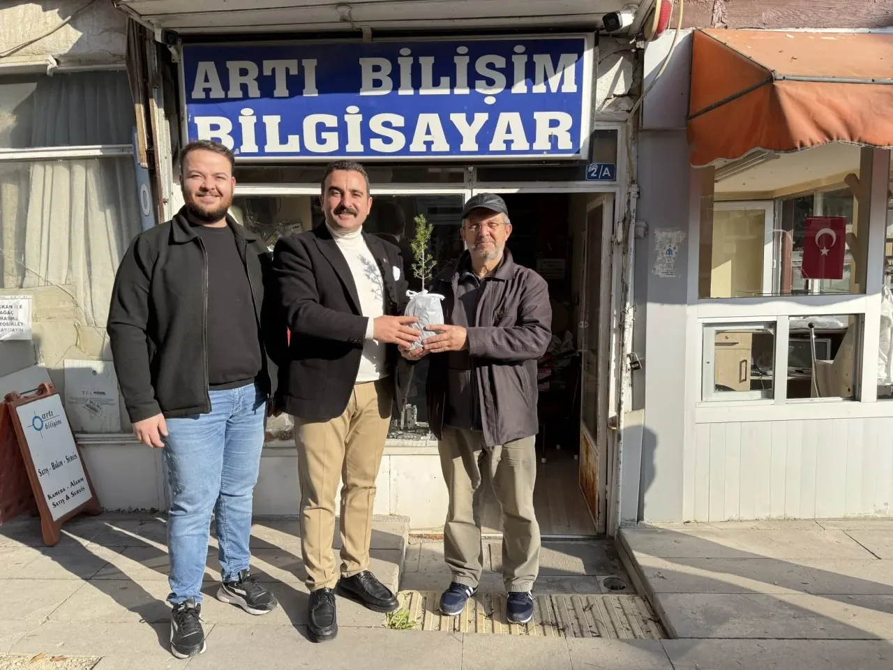 Merzifon Gençlerinden Esnafa Ziyareti 1