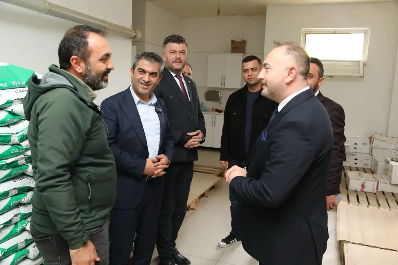 Başkan Uzun Esnafın Yanında 5