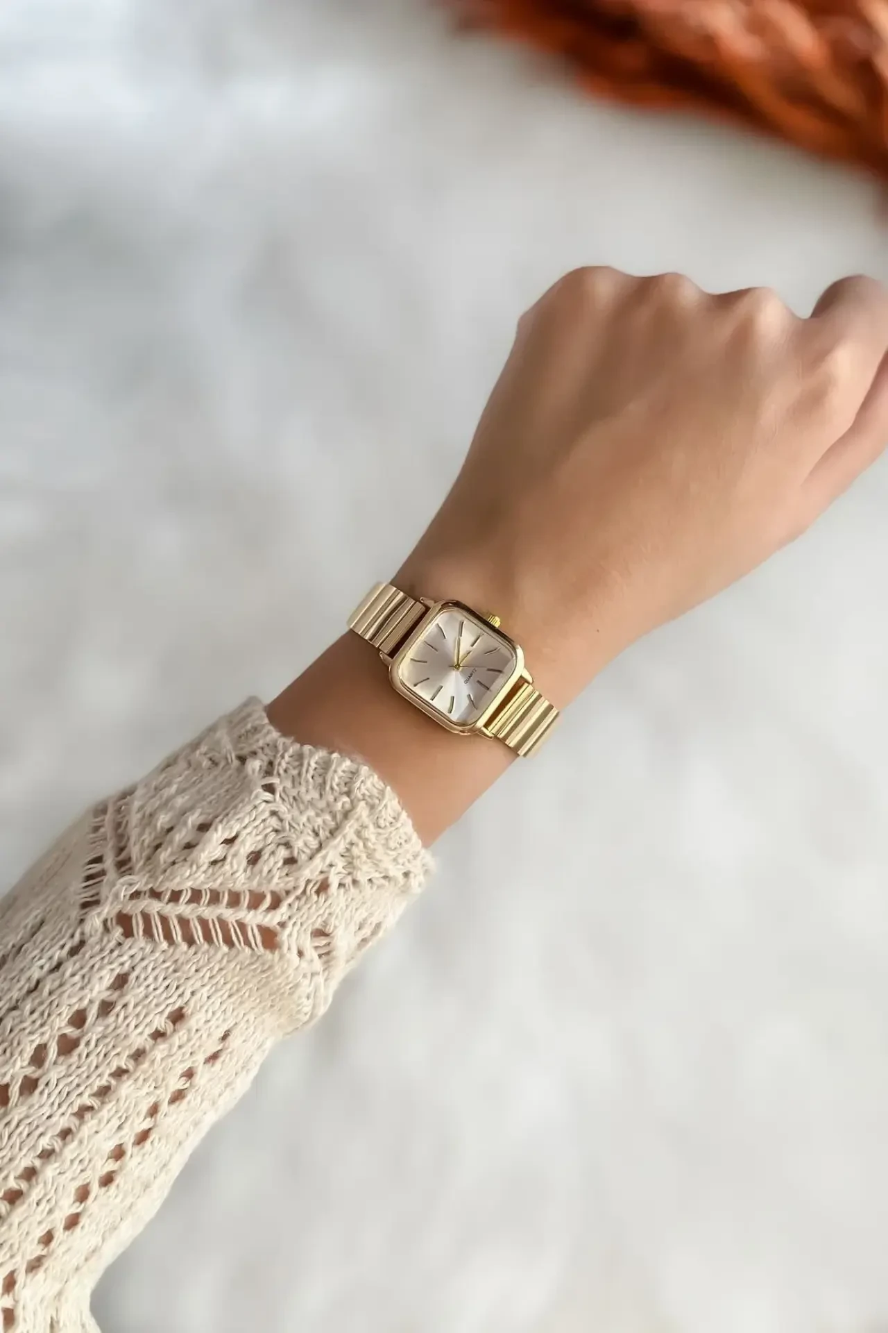 2025 Kadın Saat Modası: Zarafet ve Renk Trendleri Öne Çıkıyor 1