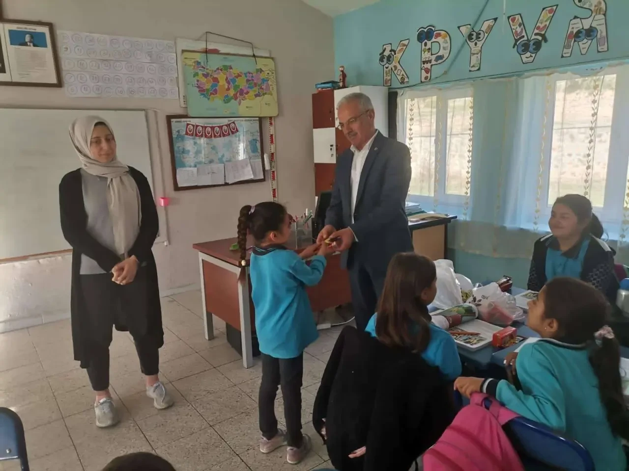 Merzifon’da Köy Okullarına Yakın İlgi 2