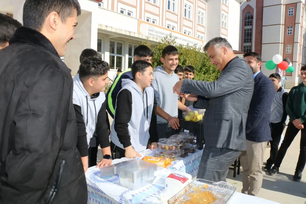 Amasya’da Öğrencilerden Filistin İçin Anlamlı Kermes 3