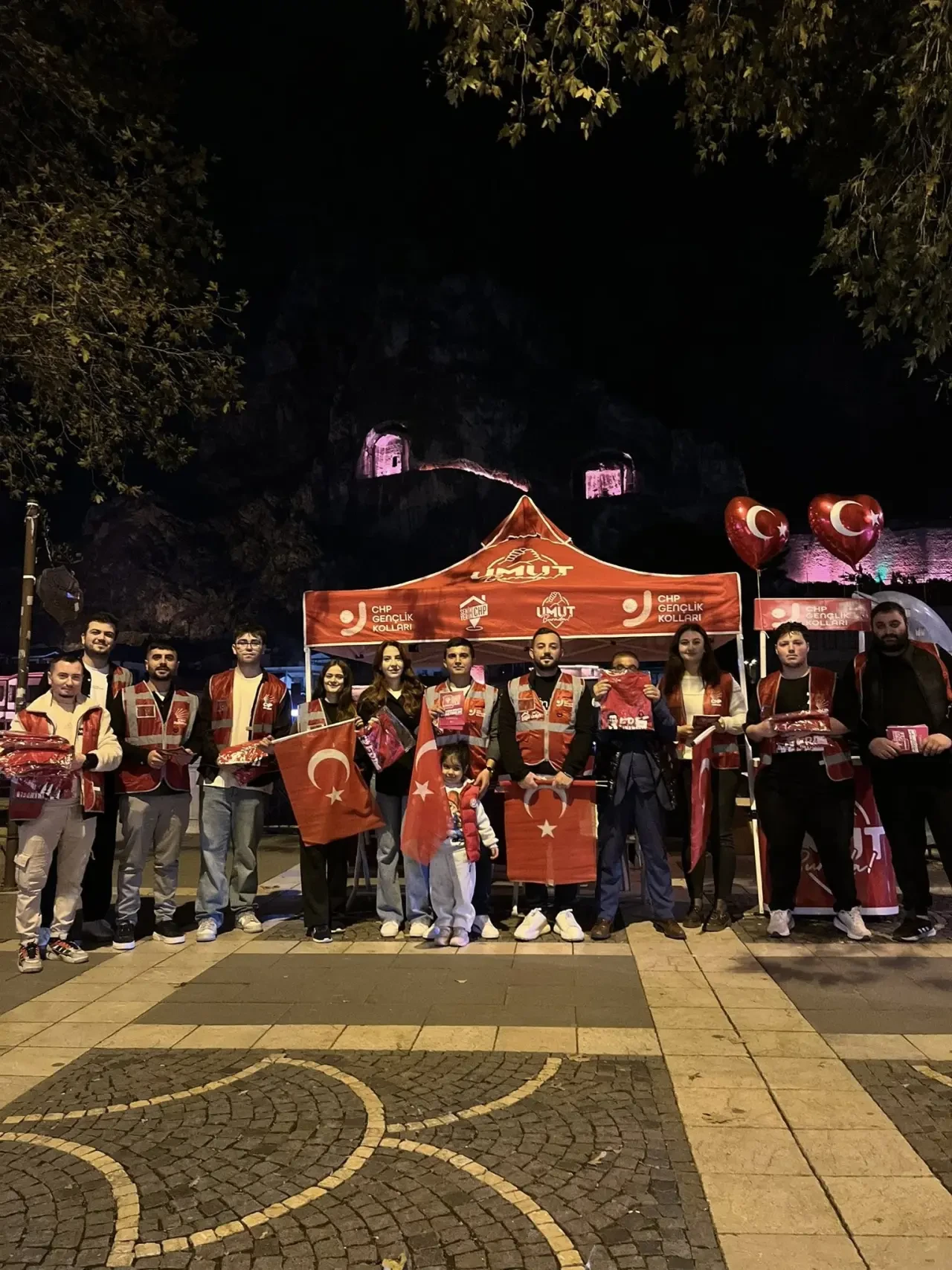 Bu Gençlik Boyun Eğmez 3