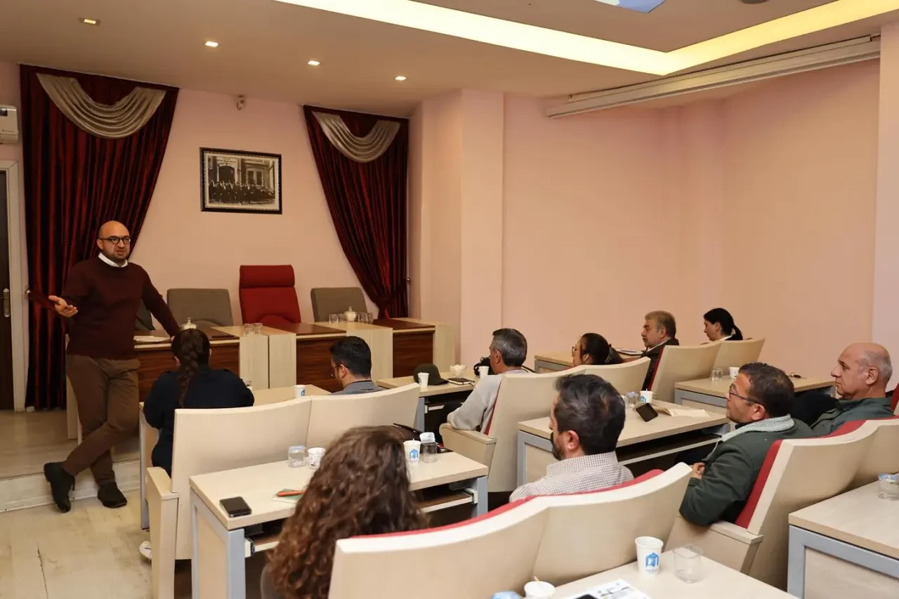 Merzifon'un Tarihi Taşhanı İçin İlk Adım Atıldı 3