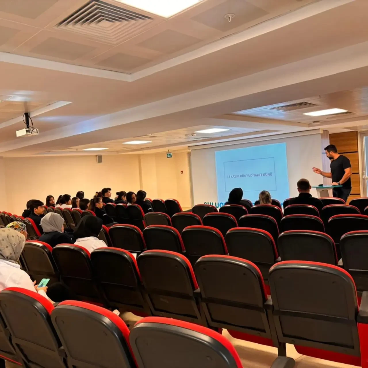 Suluova Devlet Hastanesi’nde Diyabet Eğitimi Düzenlendi 2