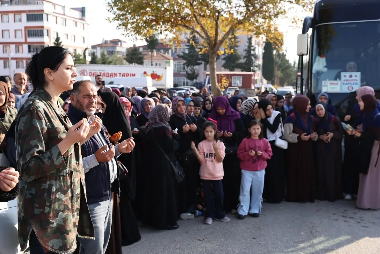 Merzifon’da Umre Yolcularına Dualı Uğurlama 4