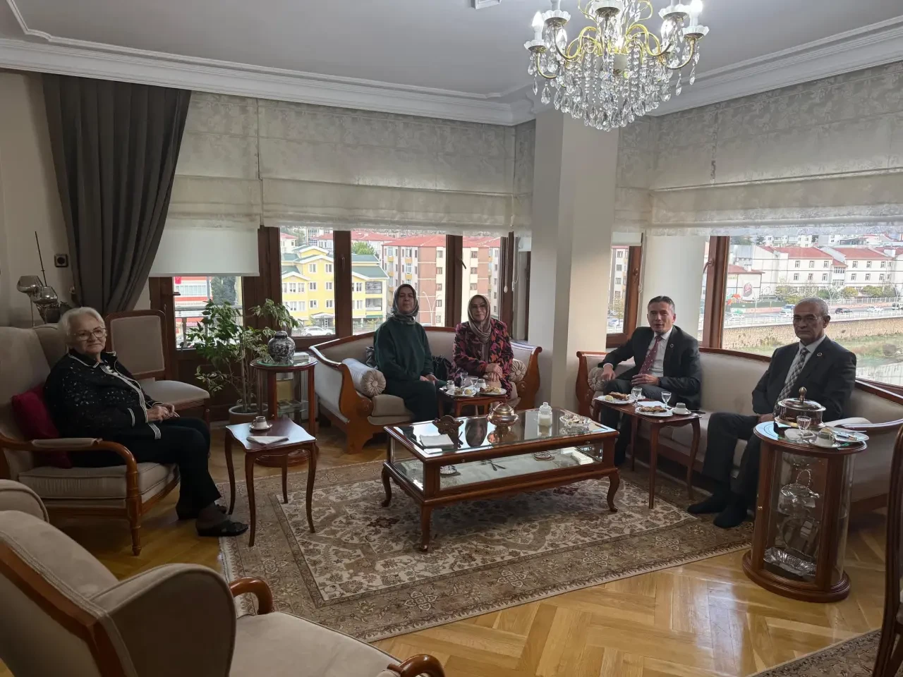 MHP Amasya Teşkilatı Halkla Kucaklaştı 5