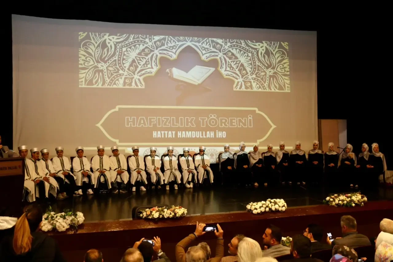 Amasya’da 24 Hafız İçin Gurur Töreni 1