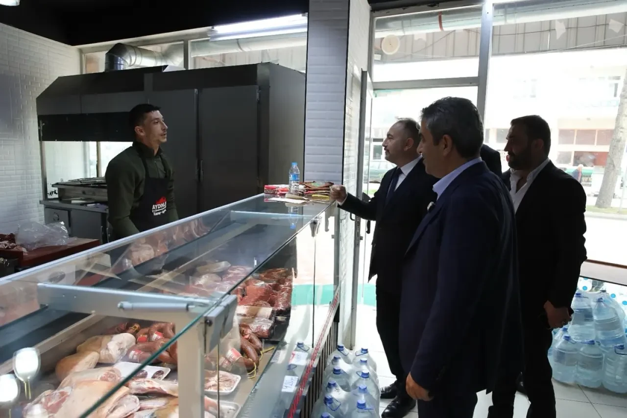 Başkan Uzun Esnafın Yanında 2